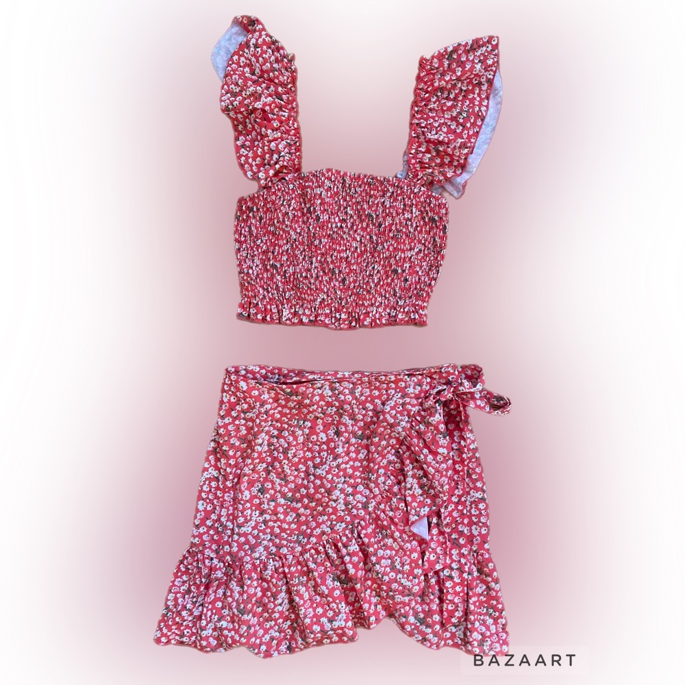 Matching skirt and top set